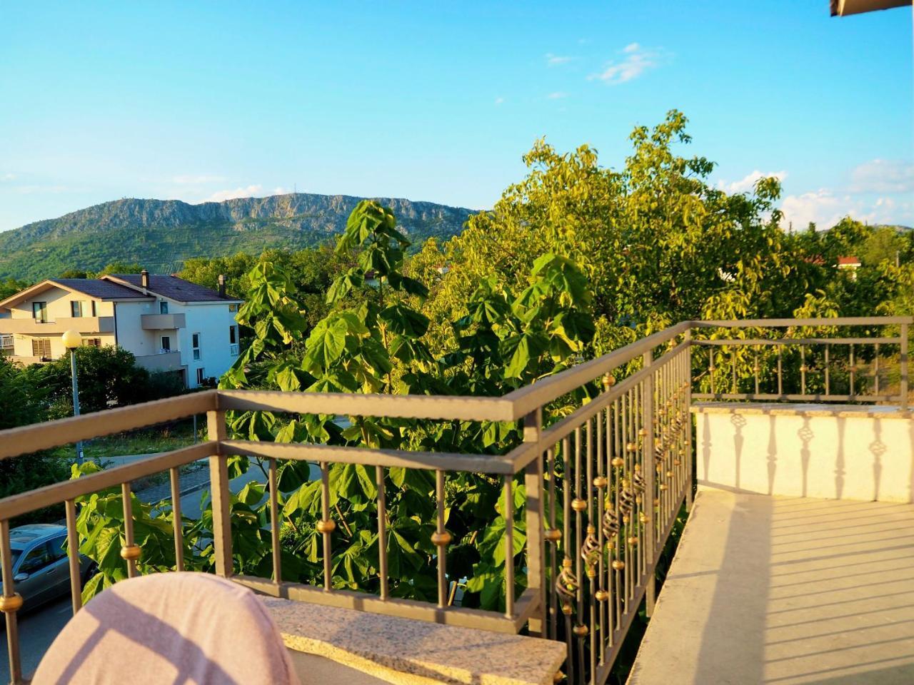 Apartment Ivan-Experience 3 Bedrooms Ljubuški Buitenkant foto